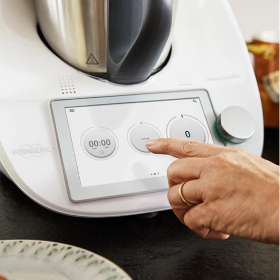 Vorwerk Thermomix TM7 — Robot Cuiseur Multifonction Nouvelle Génération · Écran 10"